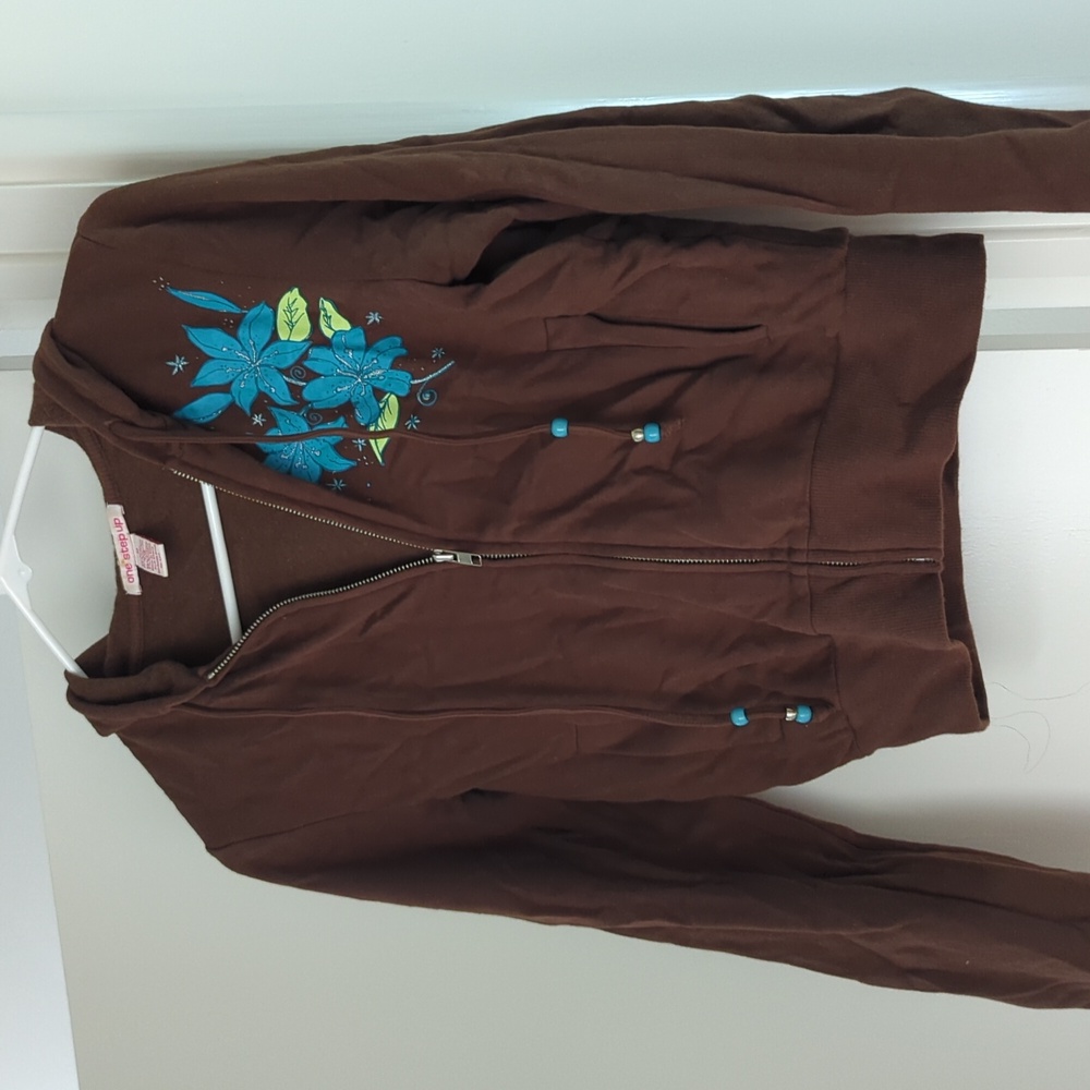 🆕 BROWN FLORAL ZIP UP HOODIE M